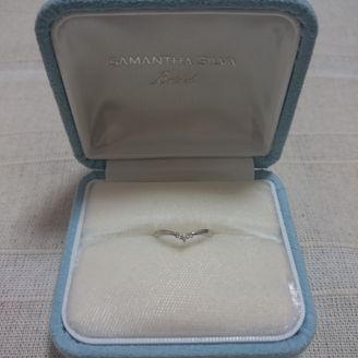 【サマンサシルヴァブライダル】の口コミ 実は指輪を買うのが初めてでどんな指輪合うかわからず結構悩みました。この...
