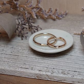 【HATAE(ハタエ)】の口コミ 自分たちで削って模様を作っていき、全く同じものは作れない、唯一無二の物...