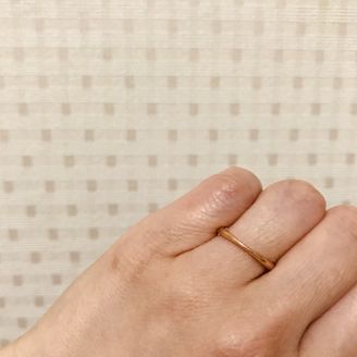 【agete(アガット)】の口コミ ・新郎がシルバー、新婦がゴールドを希望していたので、どちらの色でも素敵...