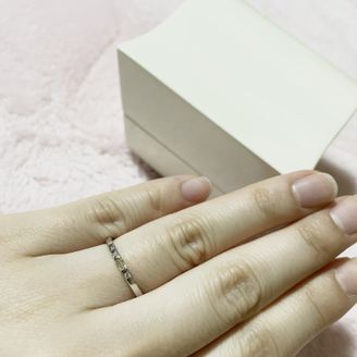 【LUCIE(ルシエ)】の口コミ 指がふっくらしているので細身の指輪を探していました。本当はシンプルなダ...