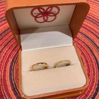 【WAKO BRIDAL】の口コミ お互いにイエローゴールドが好きだったので、他店でも同素材で探しておりま...
