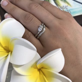 【PRIVATE BEACH(プライベートビーチ)】の口コミ ハワイアンジュエリーが好きですが、毎日着ける指輪は細身が良かったので、...