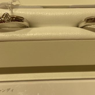 【ジュエリーKANDA】の口コミ 試着した指輪はキャンディで、甘く愛らしくという意味があります。女性用に...