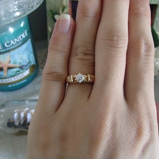 【レザンジュ】の口コミ 主人はハワイでプロポーズの際にサプライズしたかったそうですが指が細く二...