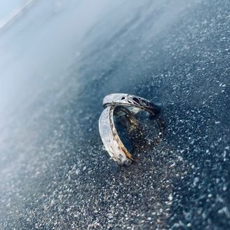 【ラウレア(Laulea)】の口コミ ハワイアンジュエリーがいいなと2人で話していました。デザインを2人で決...