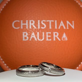 【CHRISTIAN BAUER(クリスチャンバウアー)】の口コミ 幅が少し広いリングを探していたところ、クリスチャンバウアーというメーカ...
