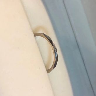 【infinitylove(インフィニティラヴ)】の口コミ シンプルなものよりも少し変わったデザインがいいなと思い探していたところ...