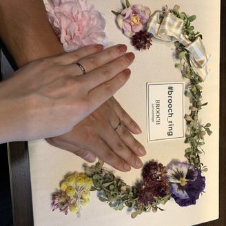 【ANTWERP BRILLIANT(アントワープブリリアント)】の口コミ シンプルなリングに二人で純金でできた糸を結ぶというセレモニーをさせてい...