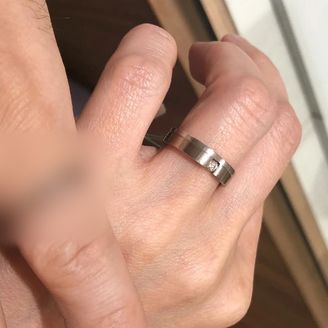 【MEISTER(マイスター)】の口コミ 幅が広めであり重厚感のあるしっかりとしたつけ心地です。金属の質感自体は...