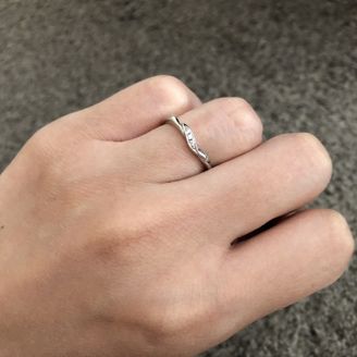 【COLANY(コラニー)】の口コミ 店に入ってまずデザインに惹かれました。ハート型になっているのに最初は気...