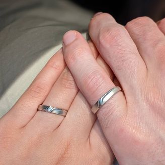 【LANVIN(ランバン)】の口コミ ランバンの着用指輪は、流れるように高低差のグラデーションとともに入った...