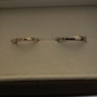 【LAVENNA(ラヴェンナ)】の口コミ デザインや価格帯が気に入ったため。
たまたま選んだのが同じで気に入った...