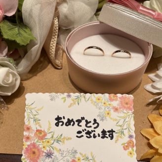 【insembre(インセンブレ)】の口コミ シンプルなデザインと素材に一目惚れです。下見であちこち回りましたが、一...