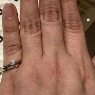 【俄(にわか)】の口コミ シンプルな指輪が好みだと伝えると、ハナユキをお勧めされました。
大粒な...