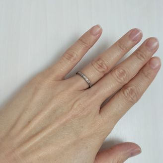 【AbHeri(アベリ)】の口コミ 何よりこのデザインです！
たくさん見せて頂きましたが、どこも同じような...