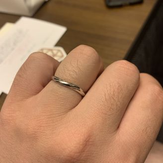 【DEAREST(ディアレスト)】の口コミ 店舗にお邪魔した際に、悩んでいた私達に親身に寄り添い、アドバイスをくだ...