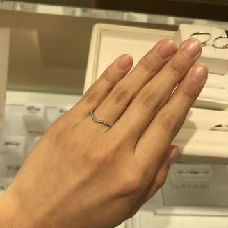 【サマンサティアラブライダル(Samantha Tiara Bridal)】の口コミ デザインが豊富でそのわりに価格がお安いので、金額を抑えたい方にはちょう...