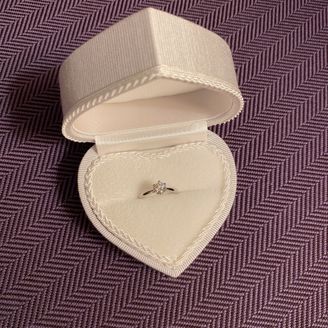 【WATANABE / 卸商社直営　渡辺】の口コミ 可愛いデザインも多く迷いましたが、結局最初からずっと思っていたシンプル...