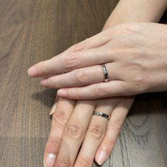 【acredo(アクレード)】の口コミ 妻が某サイトを眺めていてアクレードの指輪に一目惚れ、ほとんど即決でした...