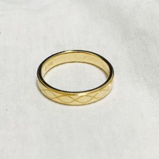 【Marriaged Marriage(マリッジド・マリッジ)】の口コミ デザインが上品で素敵だと思います。実際試着をしてみて、しっかりしていて...