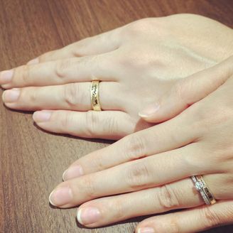 【acredo(アクレード)】の口コミ 決め手は、ゴールドの品数が多く、2人だけの指輪を作れる点でした。他店で...