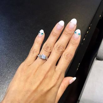 【デビアス(DE BEERS)】の口コミ 他のブランドでは見つけられないデザイン性に惹かれて試着させていただきま...