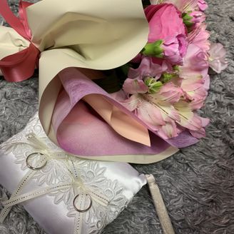 【PILOT BRIDAL(パイロットブライダル)】の口コミ SNSにて結婚指輪を探していました。デザインはもちろんですが、着け心地...