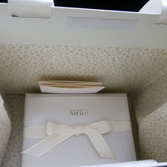 【AbHeri(アベリ)】の口コミ 私の肌色が、黄色味を帯びてるのでプラチナのキラキラしてるのが似合わなく...