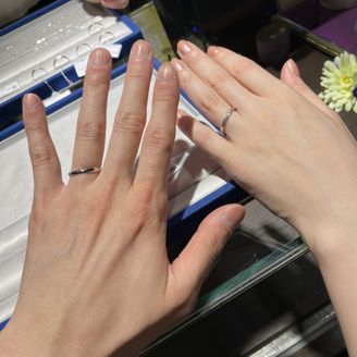 【PROPOSE(プロポーズ)】の口コミ プラチナ、斜めに入ったダイヤモンド、華奢、というわたしの理想が詰め込ま...