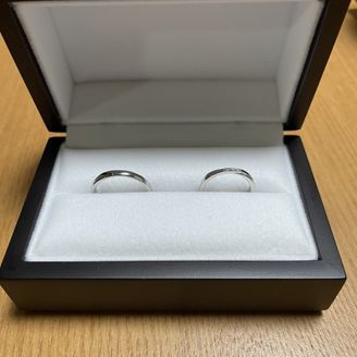 【ココシャンテ】の口コミ 2人で指輪を決めに行った時に、少し変わったデザインが良いと言った彼とコ...