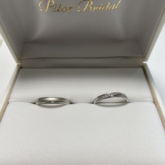 【PILOT BRIDAL(パイロットブライダル)】の口コミ １番の決め手はやはりデザインでした。中々マットタイプの指輪に出会えず、...