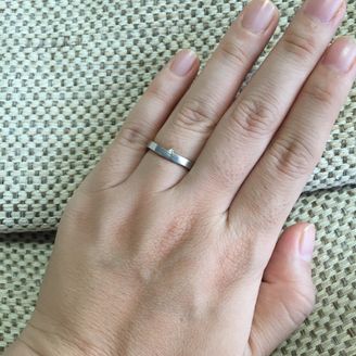 【YUKIKO HANAI(ユキコハナイ)】の口コミ シンプルで、あまりキラキラせず、それでいて個性的なデザインの物を探して...