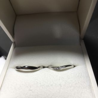 【et toi(エトワ)】の口コミ デザインがかわいくて、絶妙な形により付けたときに指が長く見えるのがポイ...