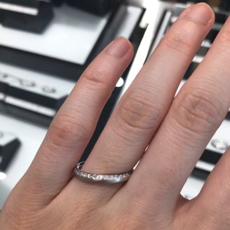 【CHRISTIAN BAUER(クリスチャンバウアー)】の口コミ 製造の過程が特殊なリングで、他の日本のブランドで製造してるリングよりも...