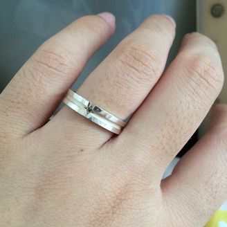 【THE KISS & RoseMarry(ザ キッス＆ローズマリー)】の口コミ ゴツめでかっこかわいい系のものを探していて、まだお金もないので高いもの...