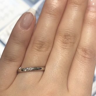【Only You(オンリーユー)】の口コミ 結婚指輪にもダイヤがついてるものが良かったため、探している時に理想に近...