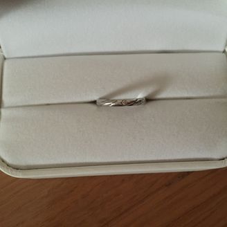 【True Love(トゥルーラブ)】の口コミ 私も旦那もずっとつけておくものだから、シンプルなもので付け心地のいいも...