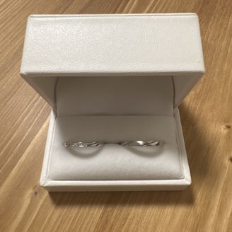 【SiRUSi(シルシ)】の口コミ 先にInstagramである程度目星をつけた状態でした。
店頭で色々見...