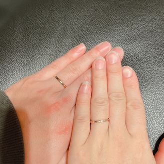 【Ankhore(アンクオーレ)】の口コミ 結果指輪といえばプラチナのイメージですが、人と違うものにしたいと、夫が...