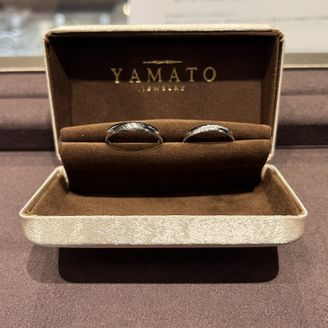 【PILOT BRIDAL(パイロットブライダル)】の口コミ 購入する一週間に、３店舗ほど回って決まらず、
旦那とどんな指輪が良いか...