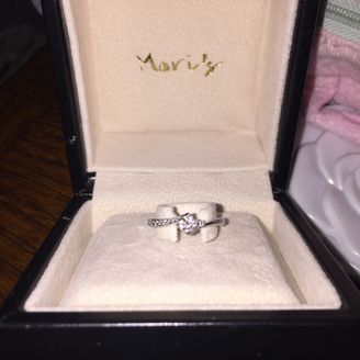 【Mori’s Ruby(モリスルビー)】の口コミ ダイヤの質がよく鑑定書もついていたので決めました。雑誌などで見て探して...