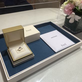 【ピアジェ(PIAGET)】の口コミ 他の指輪と比べて輝きが細かく繊細で圧倒的な違いを感じたからです。白くキ...