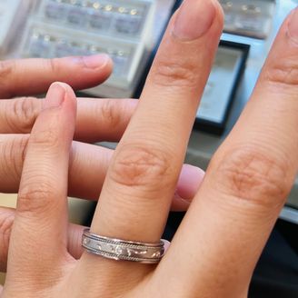 【Ginza Rim(銀座リム)】の口コミ デザインの種類はたくさんあってびっくりしました。細いものから太いもの、...