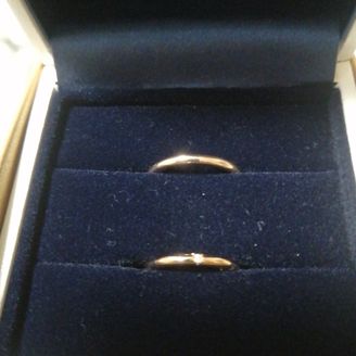 【HOSHI no SUNA 星の砂(ほしのすな)】の口コミ シンプルなのが良くて店舗で色々試着して決めました。
カーブのデザインが...