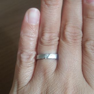 【LANVIN(ランバン)】の口コミ 光沢のないリングで、シンプルなデザインが欲しくて、色々と店舗を探しまわ...