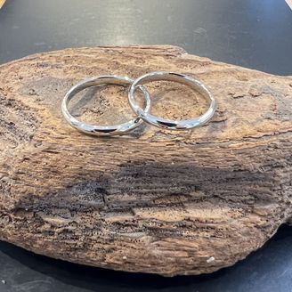 【NONBODY(ノンバディー)】の口コミ 結婚指輪を買う時は必ず、手作りがいいと決めていたので、近場で手作りが出...