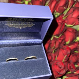 【towa et toi(トワエトワ)】の口コミ とにかくほかと被らない物がよくてシャンパンゴールドは絶対と決めていて、...