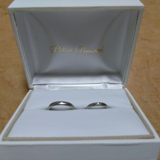 【PILOT BRIDAL(パイロットブライダル)】の口コミ 何店舗も巡るのは大変なので、候補を2つか3つに絞るつもりでネットを見て...