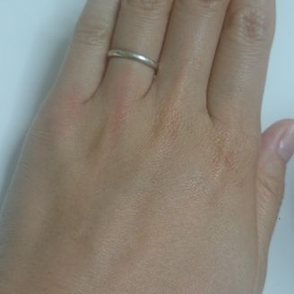 【THE KISS & RoseMarry(ザ キッス＆ローズマリー)】の口コミ 出産があと少しと言う所での購入だったので、とにかくシンプルなデザインが...