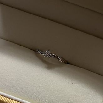 【Jewelry Petit(ジュエリープチ)】の口コミ 彼女がこれ欲しいとインスタグラムで見つけてきたのがきっかけで、いつかプ...